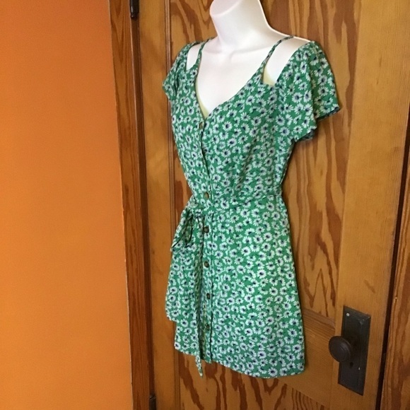 Soeechless Bright daisies cold shoulder mini dress - Picture 5 of 12
